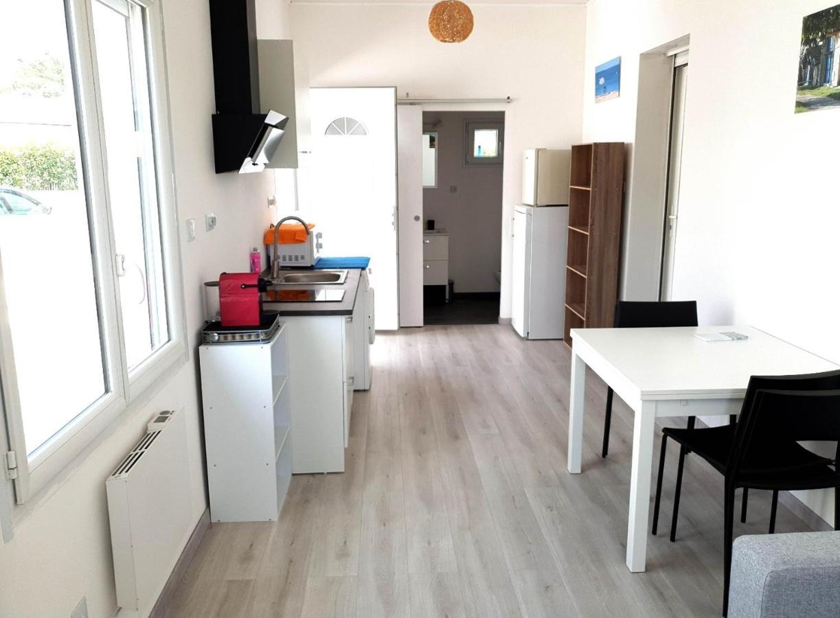 Beau Logement Avec Terrasse, Jacuzzi Et Terrain De Petanque Privatif A 5 Minutes De La Plage Audenge Exteriör bild