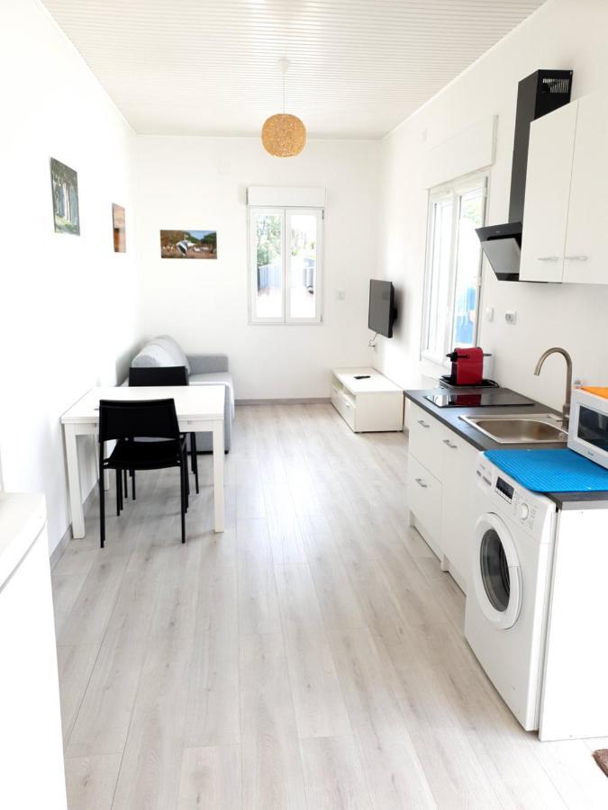 Beau Logement Avec Terrasse, Jacuzzi Et Terrain De Petanque Privatif A 5 Minutes De La Plage Audenge Exteriör bild
